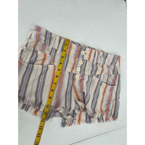 Free People Women Size 0 Striped Linen Blend Button Fly Frayed Hem Shorts - Picture 5 of 12